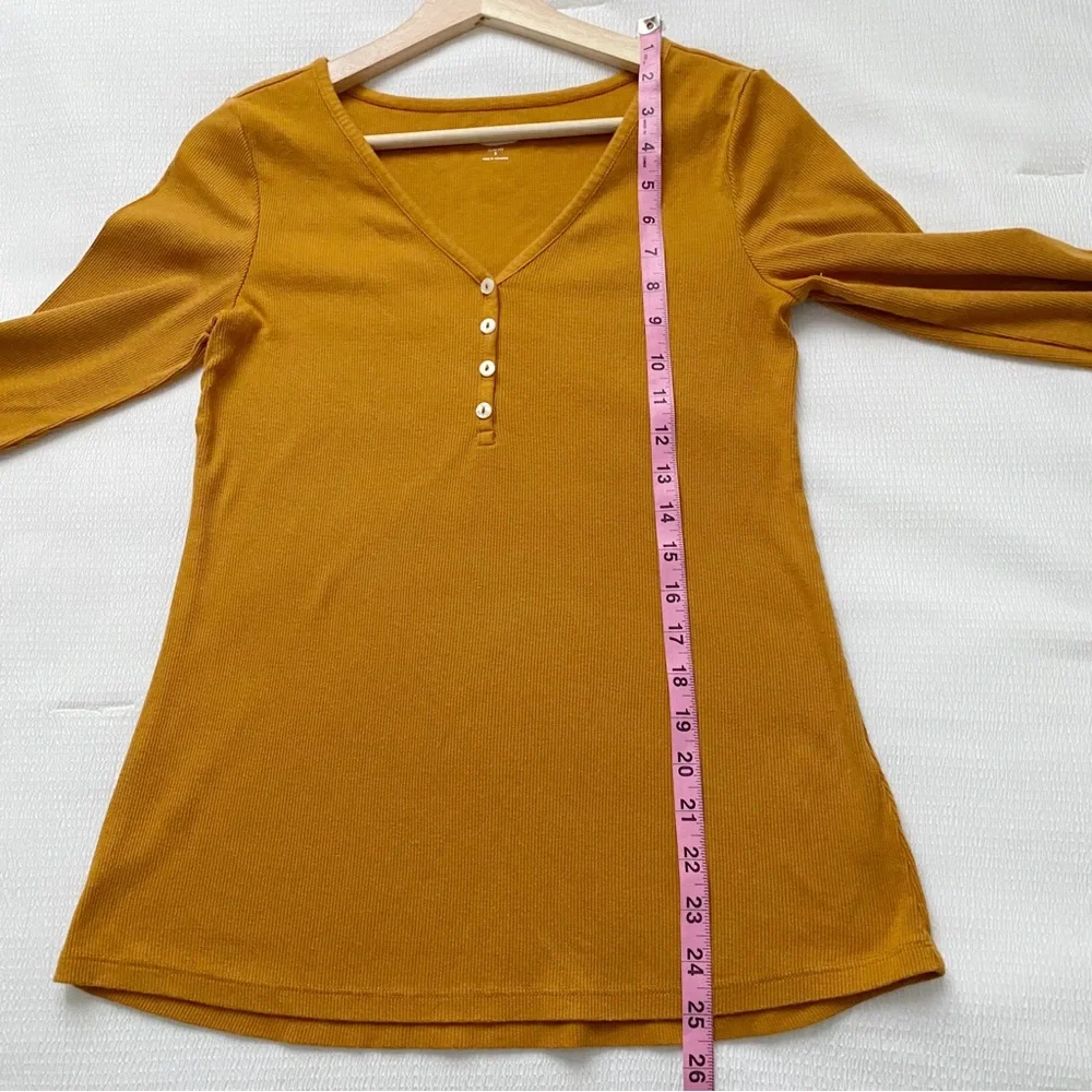 Slim Fit Ribbed Henley - Picture 6 of 9